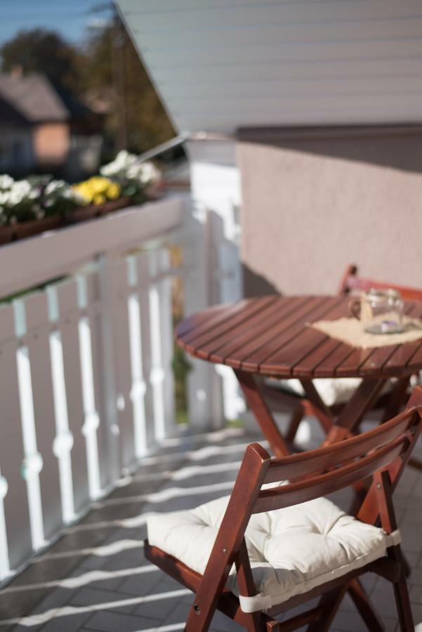 Nefelejcs Vendeghaz Hotel Toalmas Екстериор снимка